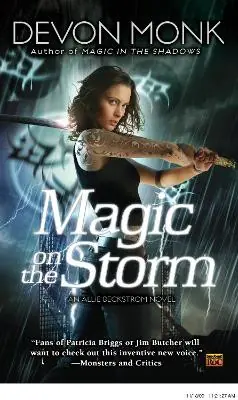 Compra Adesso Magic On The Storm by Devon Monk